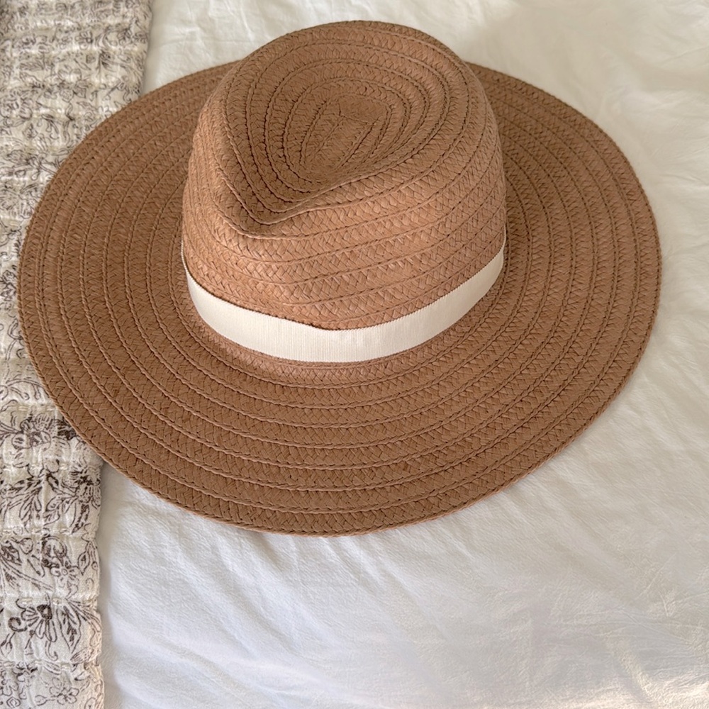 Madewell wide brim straw hat size M/L